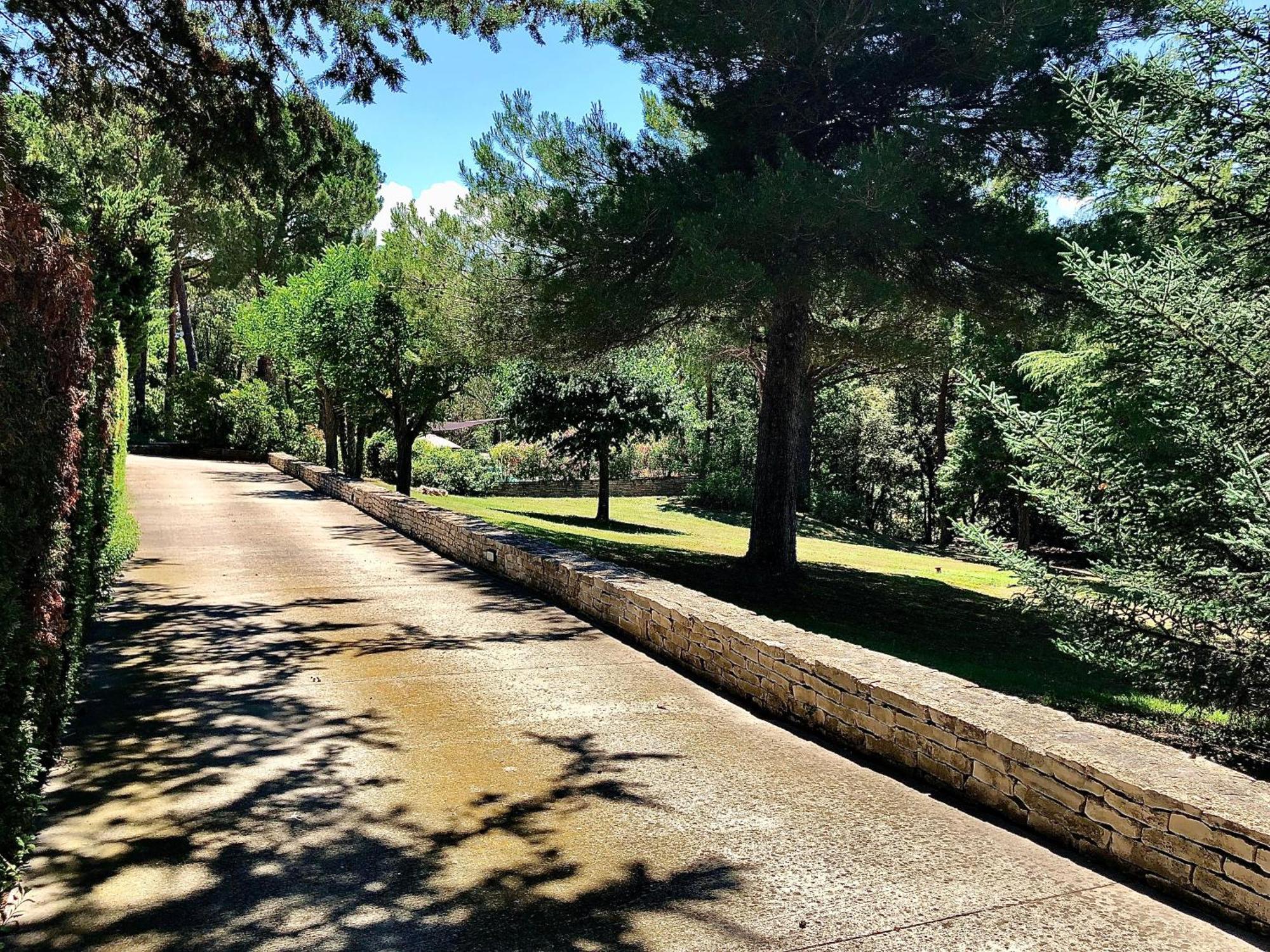Provence Mon Amour La Tour-d'Aigues Exterior photo